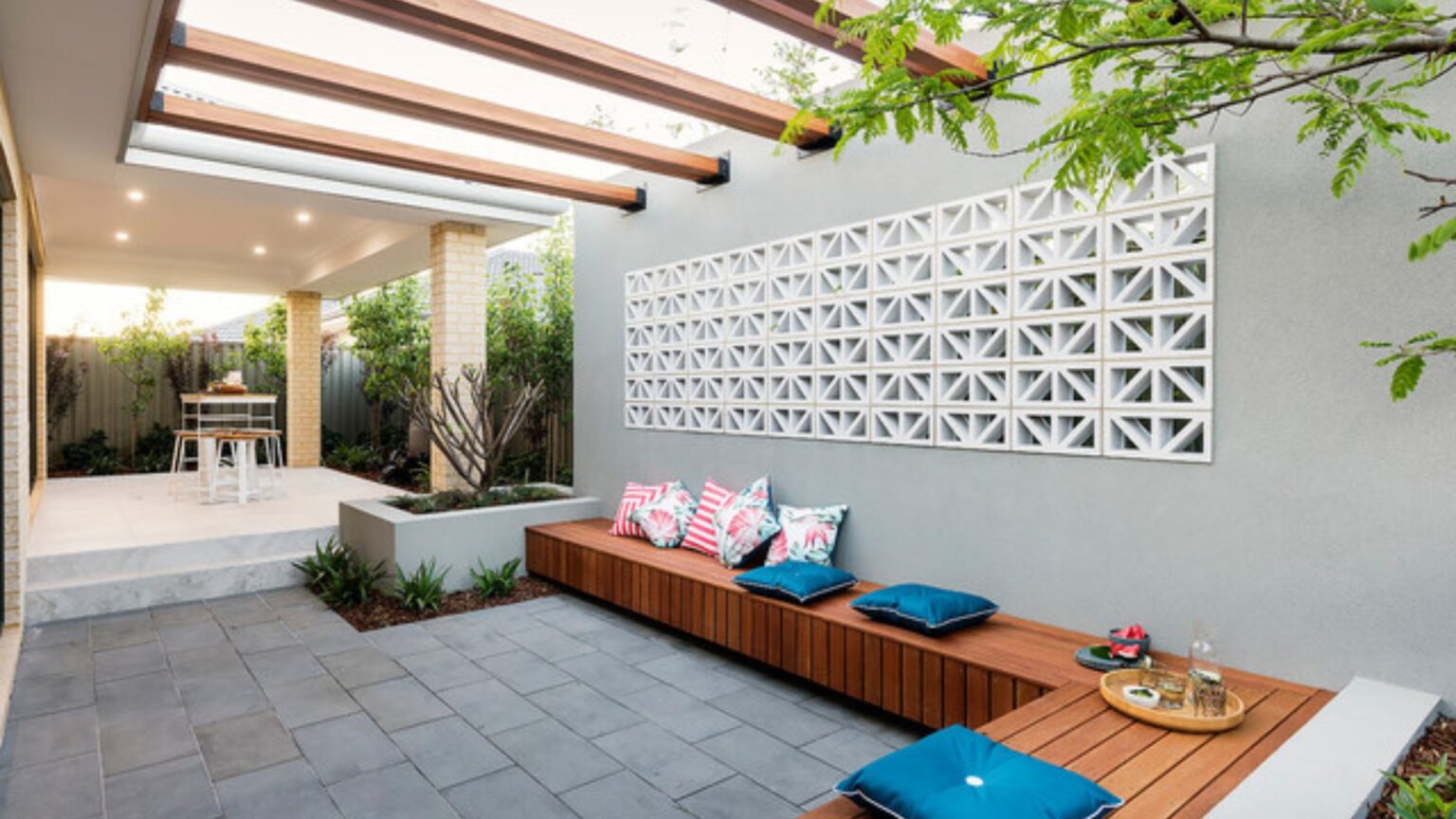 19 Deck Privacy Ideas For Comfort And Style | Premium Decking Supply