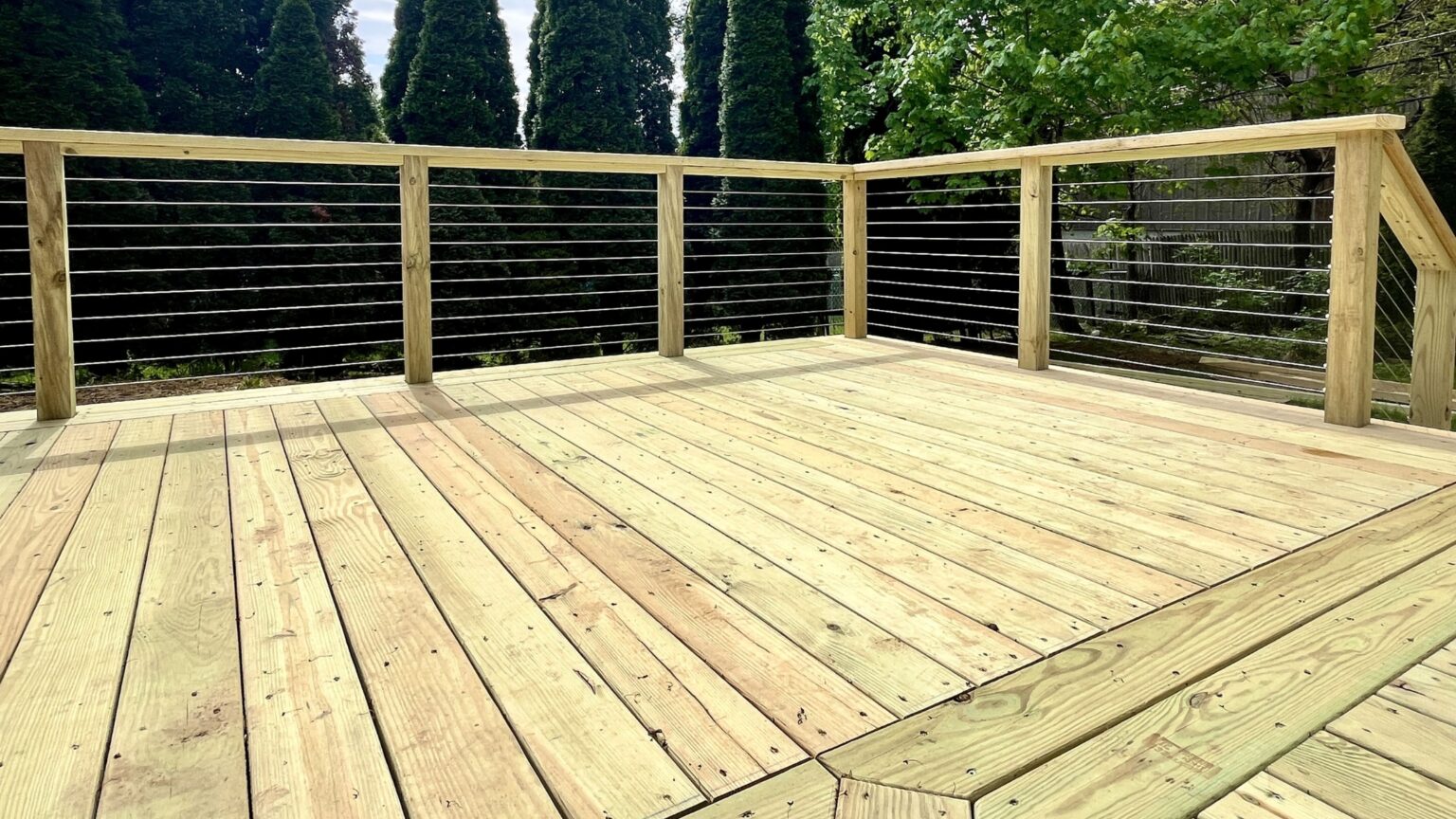 47 Modern Horizontal Deck Railing Ideas | Premium Decking Supply
