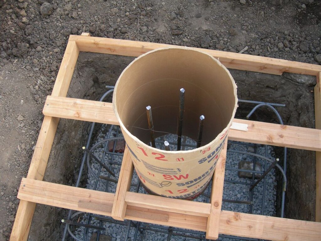 Calculate how much concrete you need for deck footings based on footing diameter, depth, and quantity.