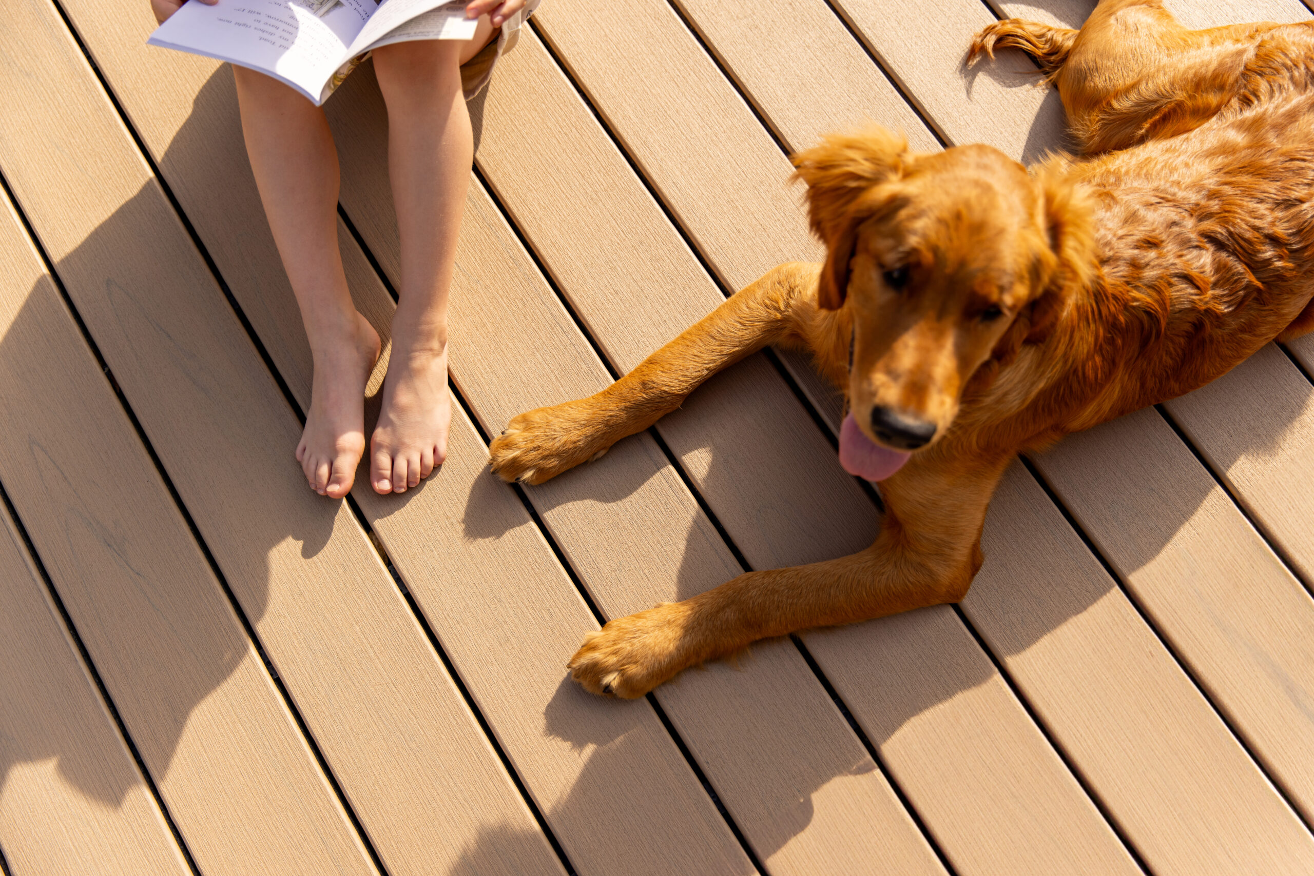 Non slippery decking surface supporting safe outdoor use for kids and pets